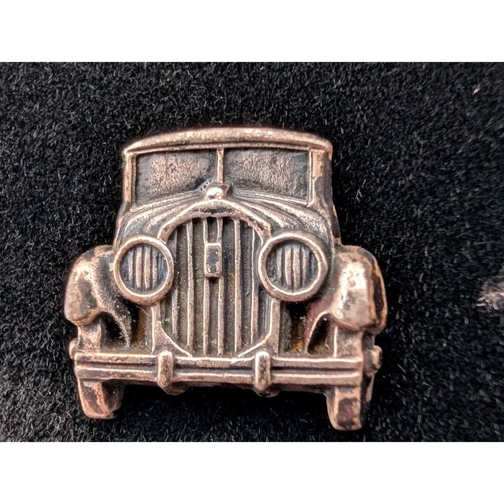 James Avery Sterling Silver Vintage Model T Car Lapel Pin Retired Grille Design
